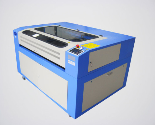 signlaser 495x400 - PLASTIC CUTTING MACHINE FOR FULL PLASTIC CUTTING SOLUTIONS