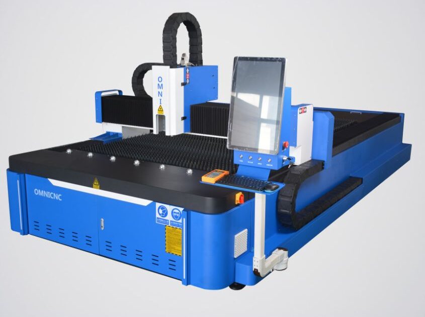 sheet metal laser cutter 845x630 - Máquinas de corte por láser de fibra para el corte de chapa de aluminio: Lo que necesita saber